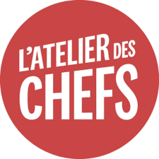 On voit le logo de L'Atelier des Chefs, partenaire du Club HAPPY IN FRANCE