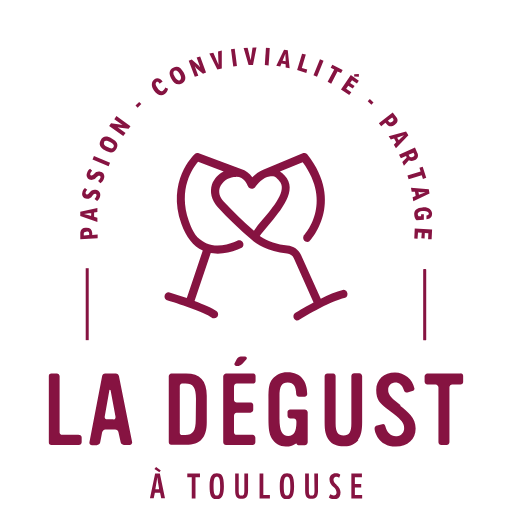 On voit le logo de La Dégust, partenaire du Club HAPPY IN FRANCE